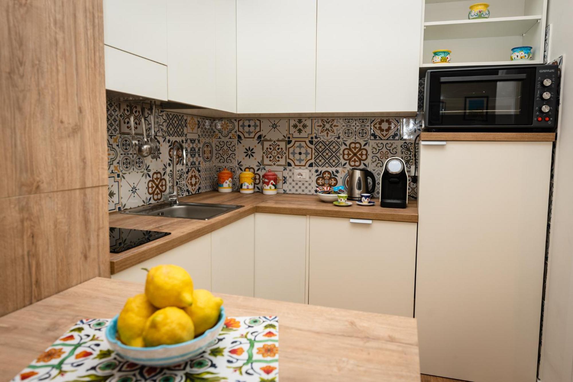 Altamarea Apartment Amalfi Coast Maiori Exterior photo